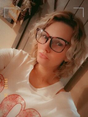 Meet your Posher, Krystle~Hidden Gem💎